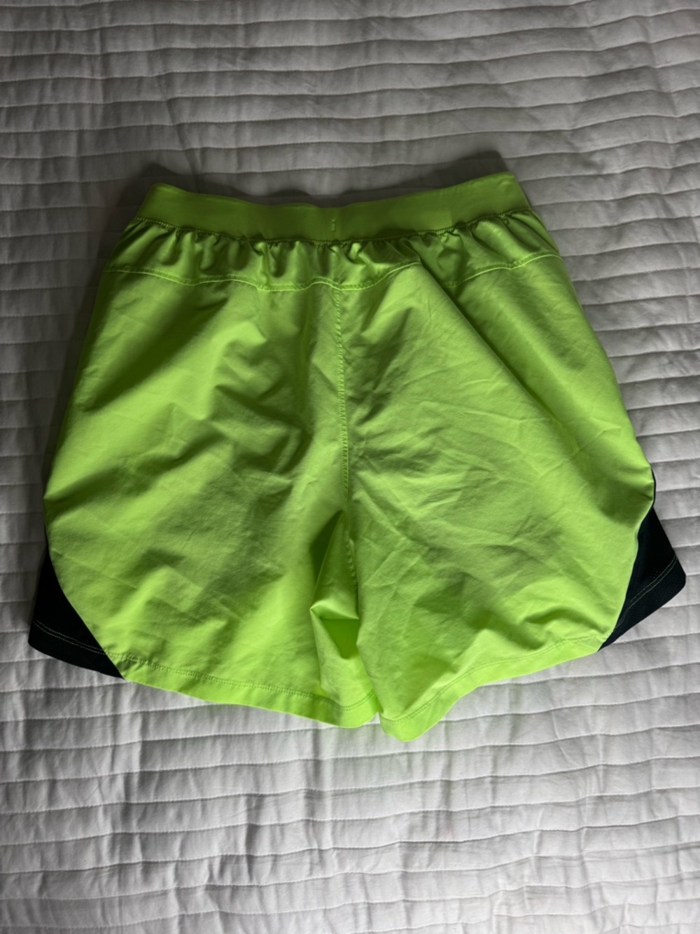 Under Armour Men’s Neon Green Athletic Shorts with Black Panels - Picture 2 of 4
